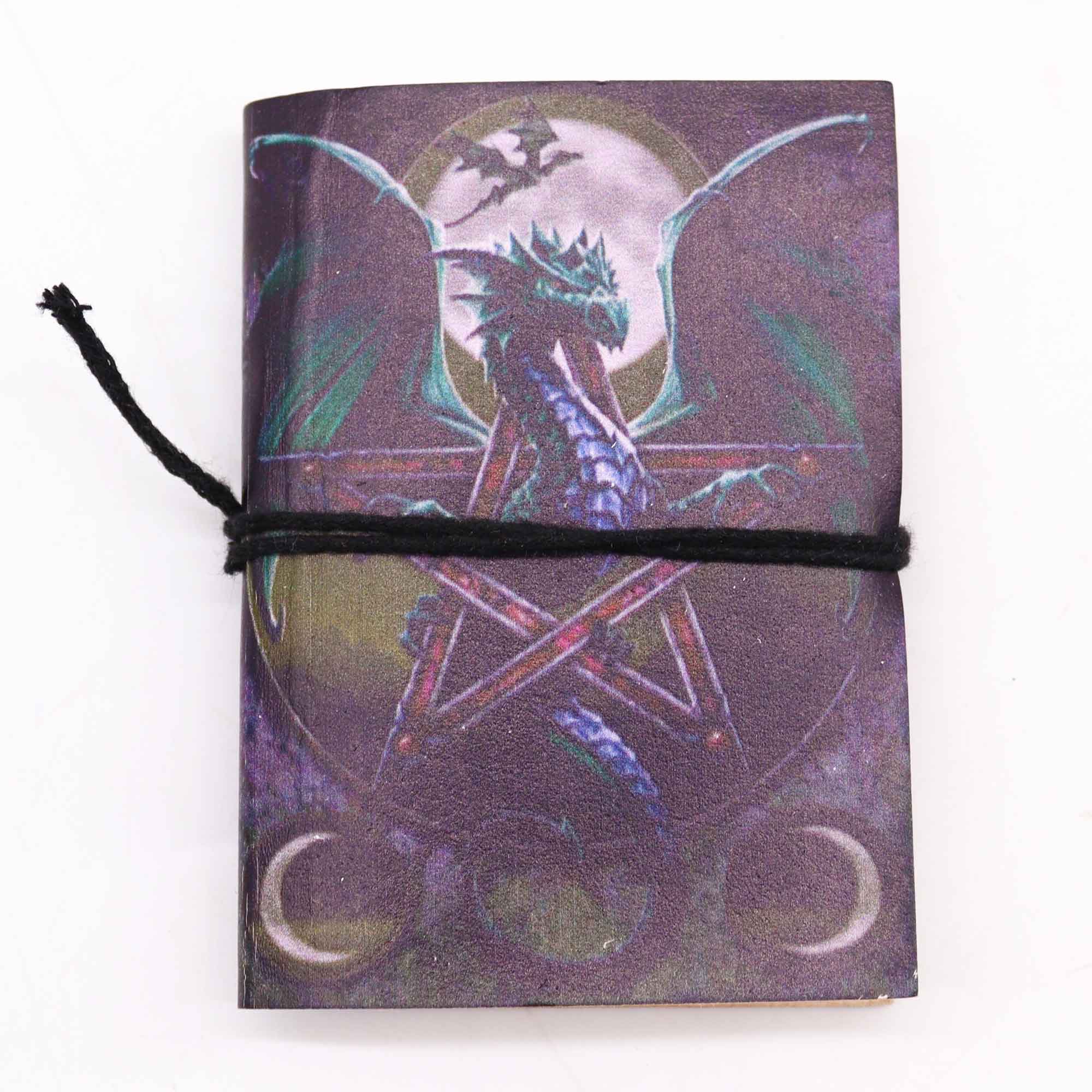 Zápisník gotický 01 Drak a pentagram
